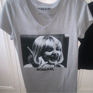 long scream shirt , size small in womens <3